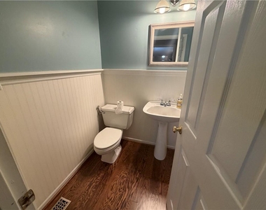 10935 Pennbrooke Crossing - Photo Thumbnail 31