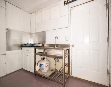 599 Rivulett Court - Photo Thumbnail 25