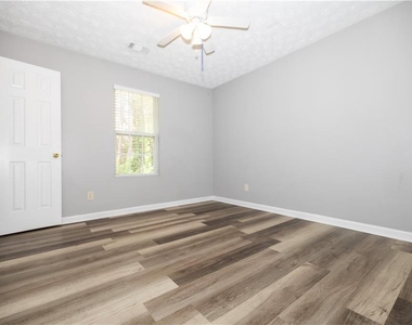 599 Rivulett Court - Photo Thumbnail 18