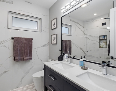 2137 W Ohio Street - Photo Thumbnail 15