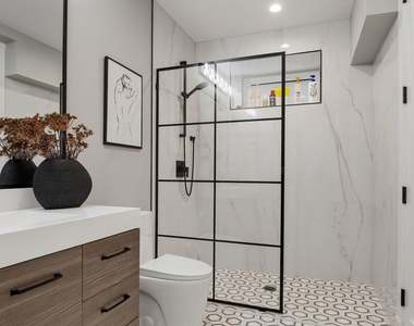 2137 W Ohio Street - Photo Thumbnail 24