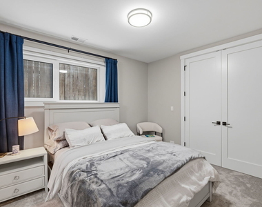 2137 W Ohio Street - Photo Thumbnail 23