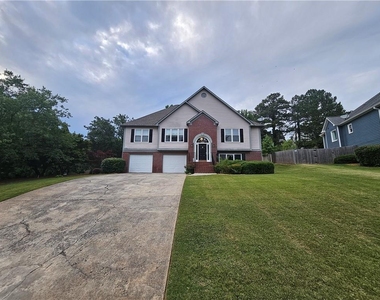 144 Hunters Trace - Photo Thumbnail 1