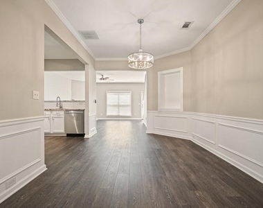 2045 Lake Shore Overlook Nw - Photo Thumbnail 9