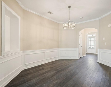 2045 Lake Shore Overlook Nw - Photo Thumbnail 12