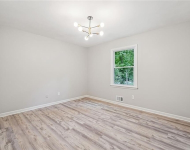 2653 Amy Court - Photo Thumbnail 13