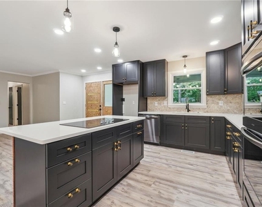 2653 Amy Court - Photo Thumbnail 9