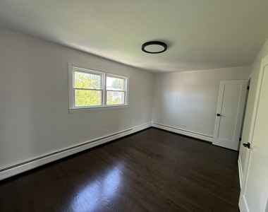 6029 S Keating Avenue - Photo Thumbnail 6