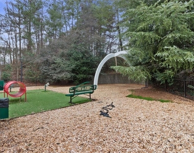 799 Hammond Drive - Photo Thumbnail 37