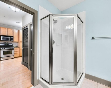 799 Hammond Drive - Photo Thumbnail 13