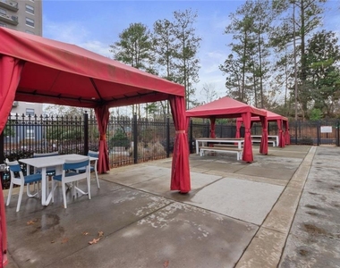 799 Hammond Drive - Photo Thumbnail 35