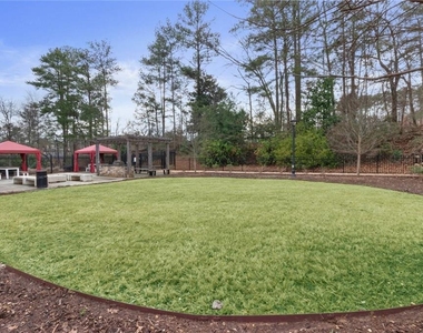 799 Hammond Drive - Photo Thumbnail 36