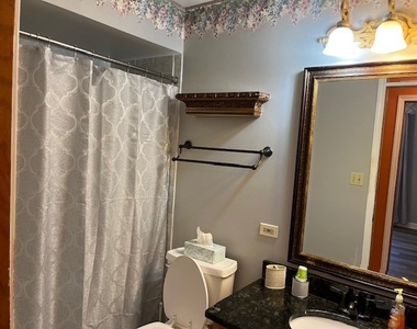 16501 Nottingham Court - Photo Thumbnail 11