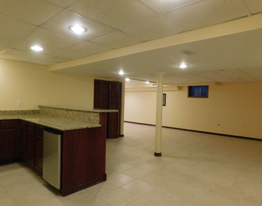 16501 Nottingham Court - Photo Thumbnail 16