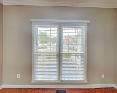 2639 Hooch Court - Photo Thumbnail 3