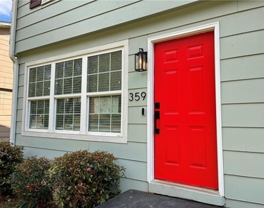 359 Mimosa Drive - Photo Thumbnail 9