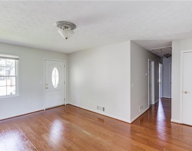 4647 Candlewyck Way - Photo Thumbnail 2