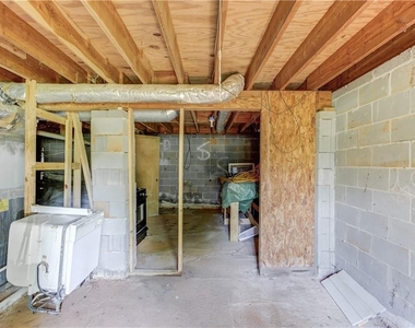 4647 Candlewyck Way - Photo Thumbnail 12