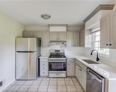 4647 Candlewyck Way - Photo Thumbnail 4