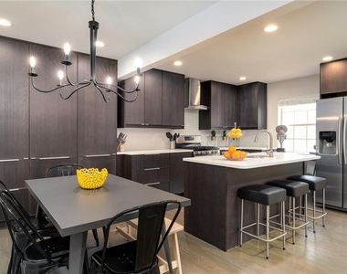 799 Verner Street Nw - Photo Thumbnail 5