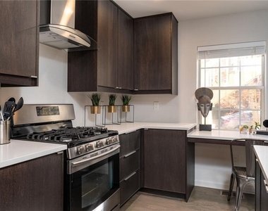 799 Verner Street Nw - Photo Thumbnail 6