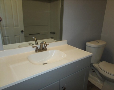 835 Heritage Valley Road - Photo Thumbnail 24