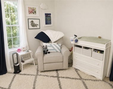 827 Turpin Avenue Se - Photo Thumbnail 10