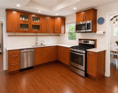 827 Turpin Avenue Se - Photo Thumbnail 4