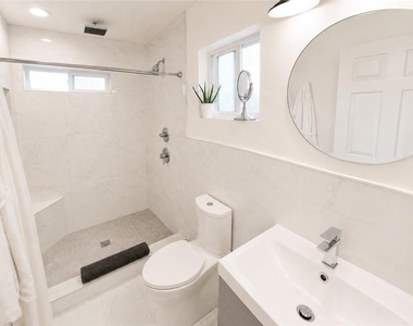 827 Turpin Avenue Se - Photo Thumbnail 12