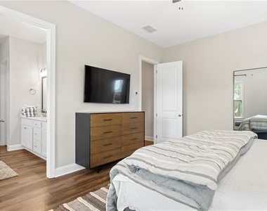 613 Stickley Oak Way - Photo Thumbnail 28