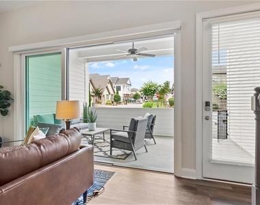 613 Stickley Oak Way - Photo Thumbnail 14