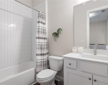 613 Stickley Oak Way - Photo Thumbnail 6