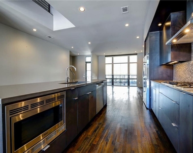 721 Longleaf Drive Ne - Photo Thumbnail 5