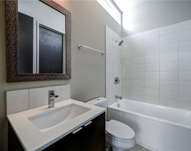 721 Longleaf Drive Ne - Photo Thumbnail 23