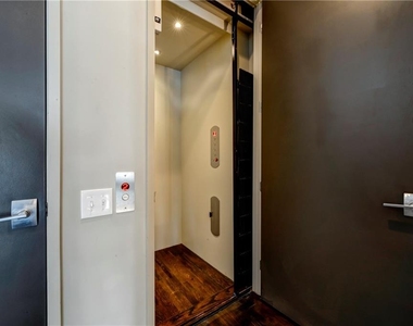 721 Longleaf Drive Ne - Photo Thumbnail 7