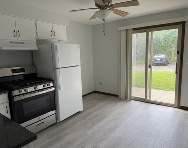 1465 Abbott Drive - Photo Thumbnail 1