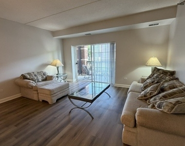 390 W Mahogany Court - Photo Thumbnail 1