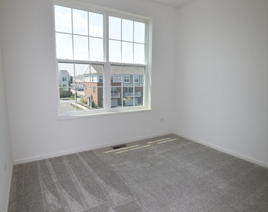 2945 Showplace Drive - Photo Thumbnail 29