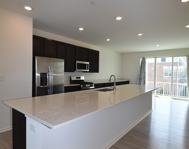 2945 Showplace Drive - Photo Thumbnail 15