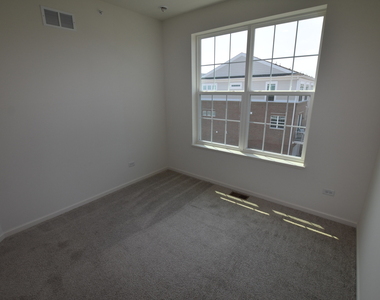 2945 Showplace Drive - Photo Thumbnail 30