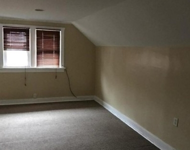422 South Street - Photo Thumbnail 1