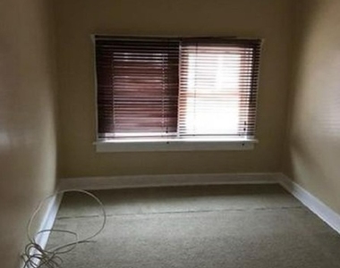422 South Street - Photo Thumbnail 5