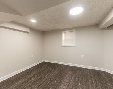 1809 Euclid Avenue - Photo Thumbnail 34