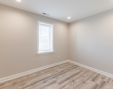 1809 Euclid Avenue - Photo Thumbnail 27