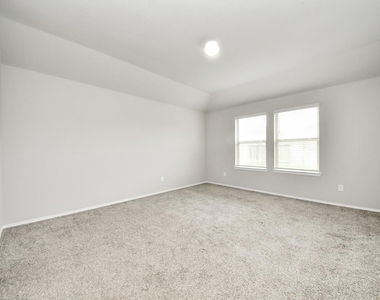 16916 Rich Pines Drive - Photo Thumbnail 17