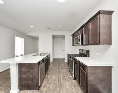16916 Rich Pines Drive - Photo Thumbnail 39