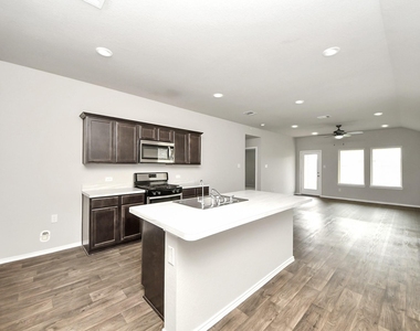 16916 Rich Pines Drive - Photo Thumbnail 9