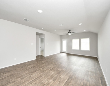 16916 Rich Pines Drive - Photo Thumbnail 12