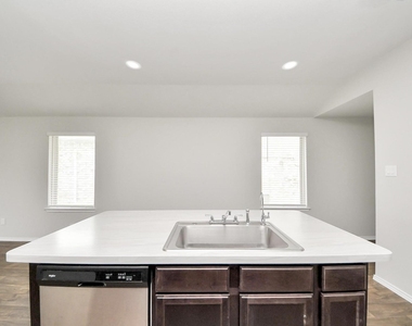 16916 Rich Pines Drive - Photo Thumbnail 10