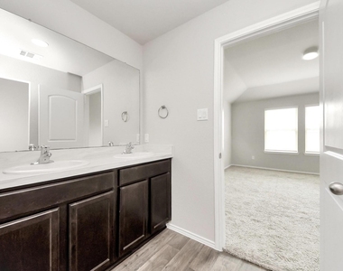 16916 Rich Pines Drive - Photo Thumbnail 22